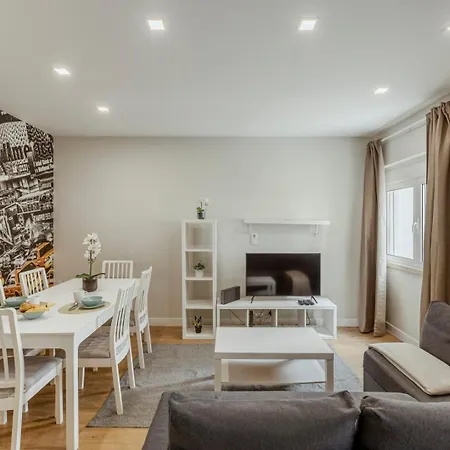 2-bedroom Gem Apartment *